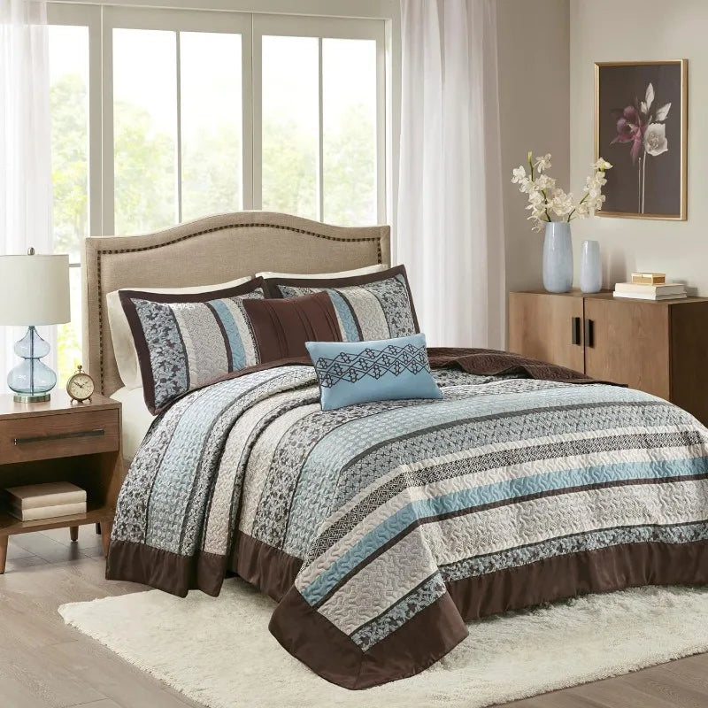 Reversible Quilted Bedspread Set