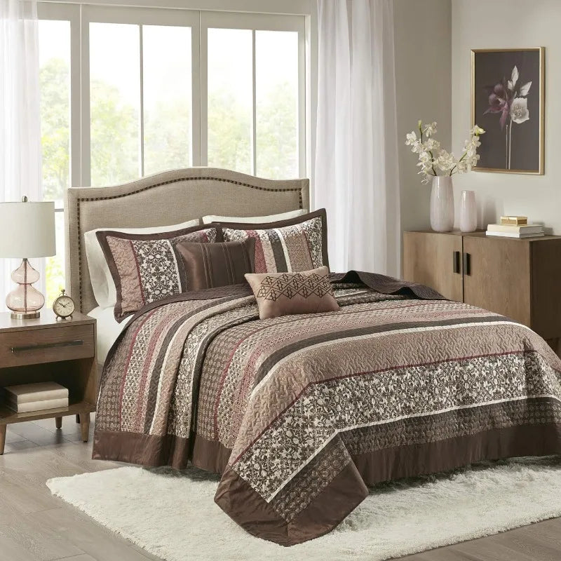 Reversible Quilted Bedspread Set